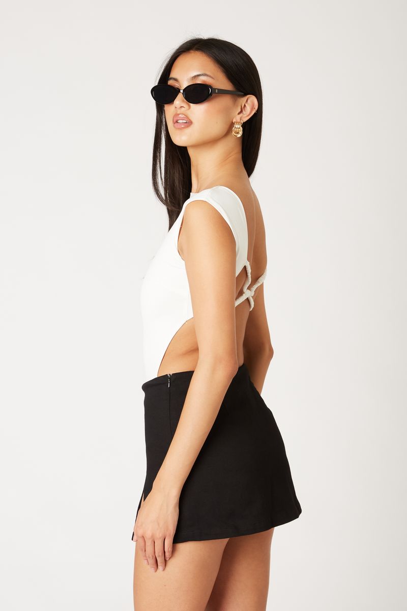 Backless top in white side view