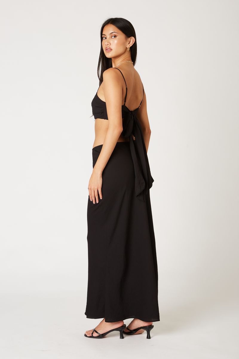 Two Piece Set in black side view