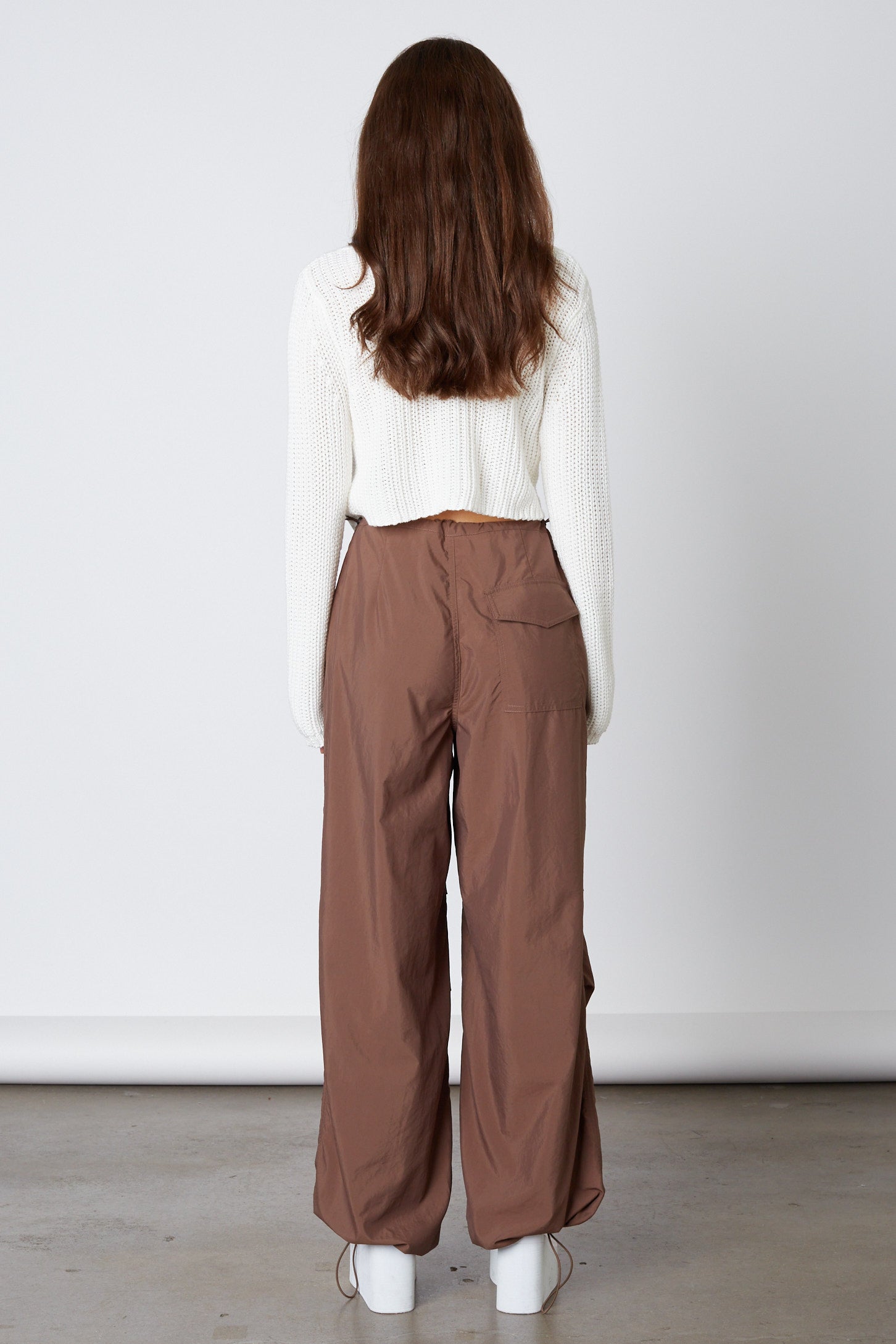 Swish Parachute Pant in Chocolate Back