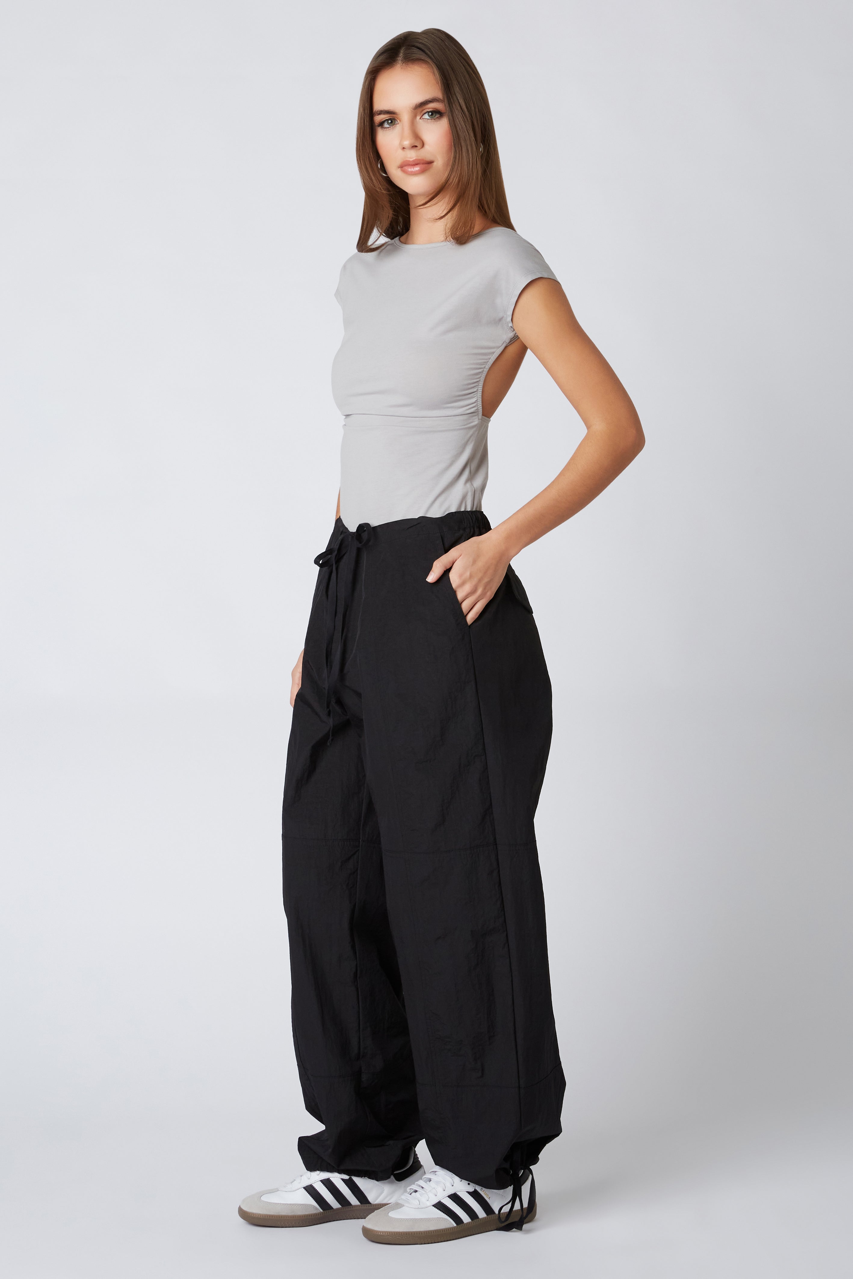 Crinkle Parachute Pant in Black Side