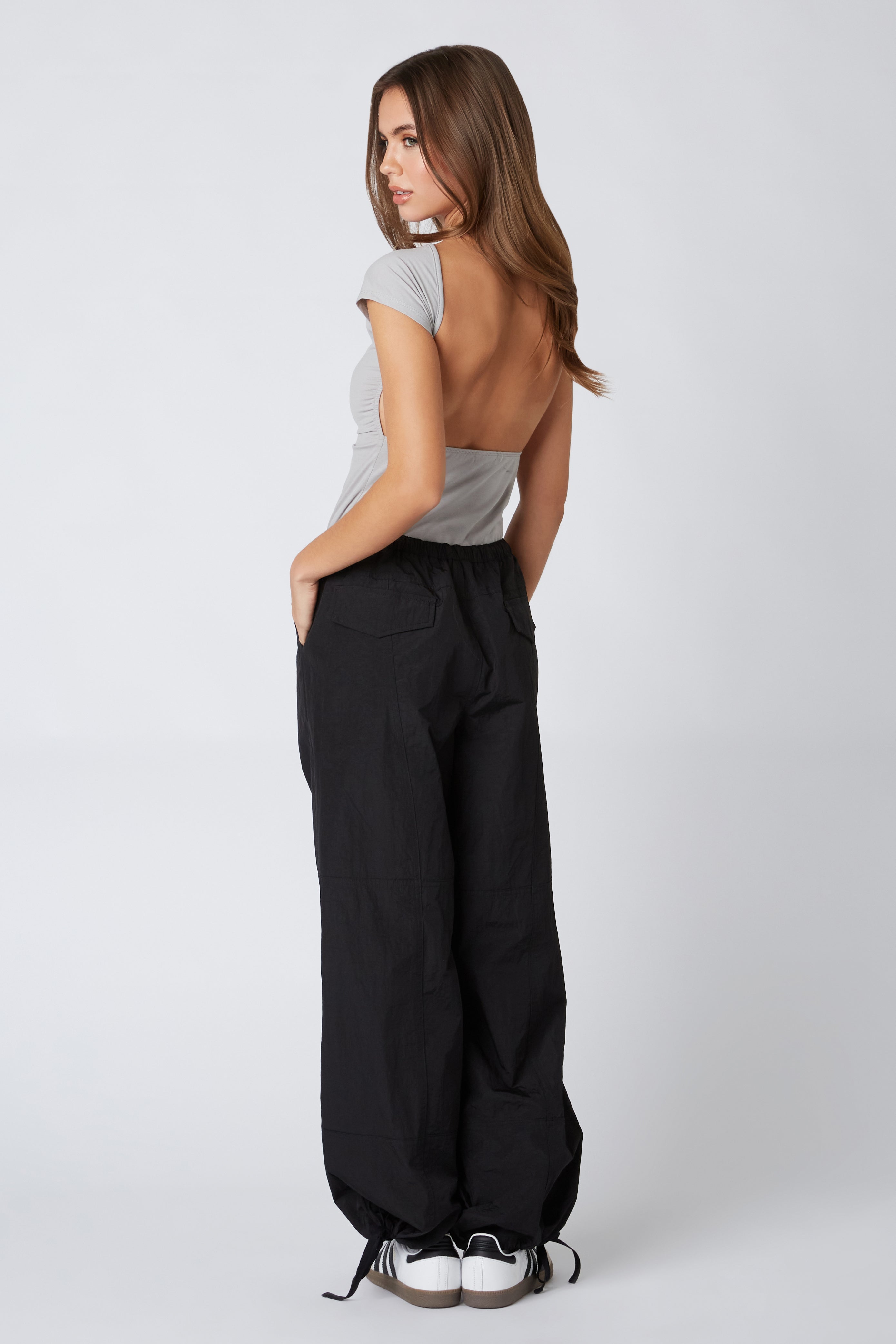 Crinkle Parachute Pant in Black Back