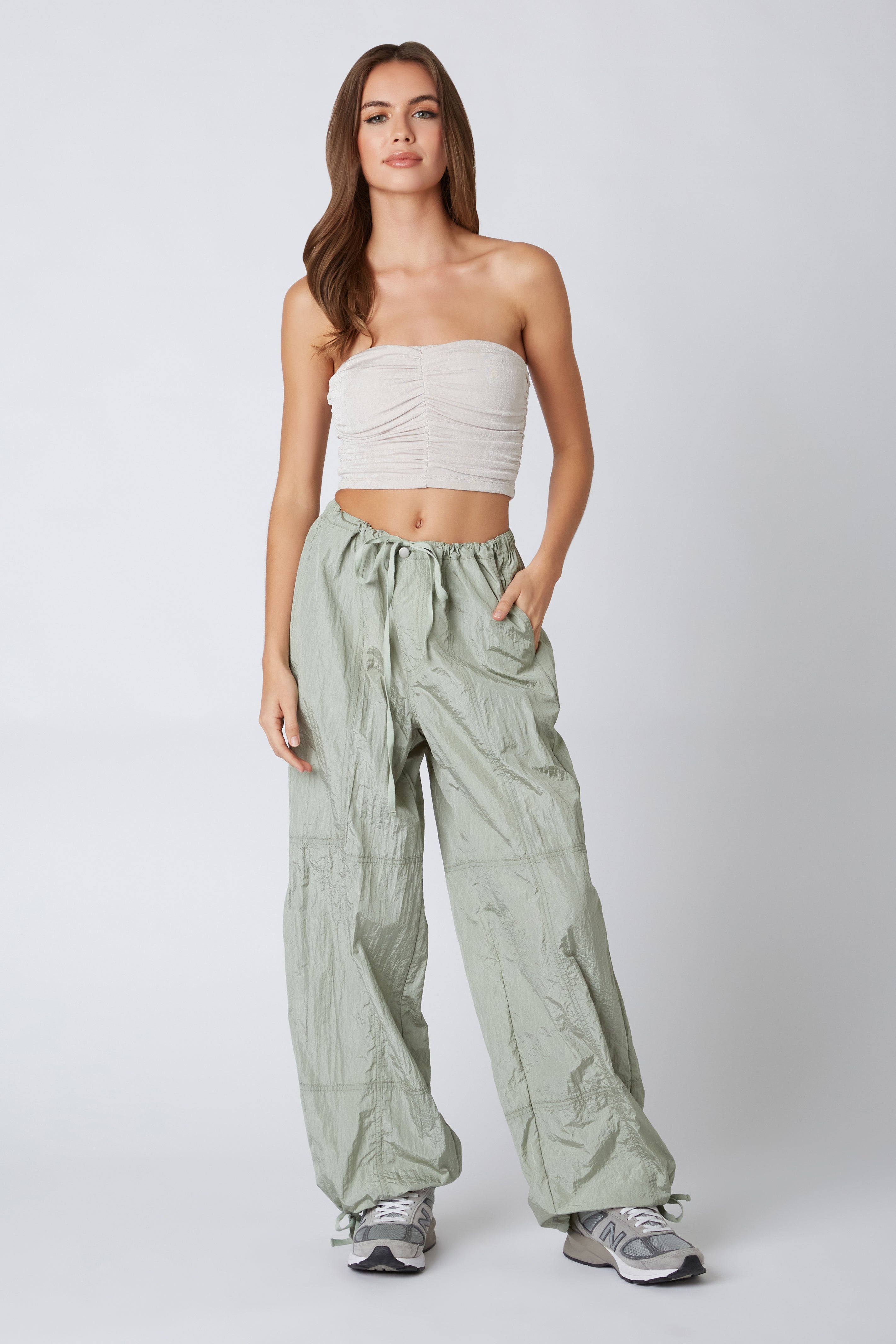 Crinkle Parachute Pant in Sage Front