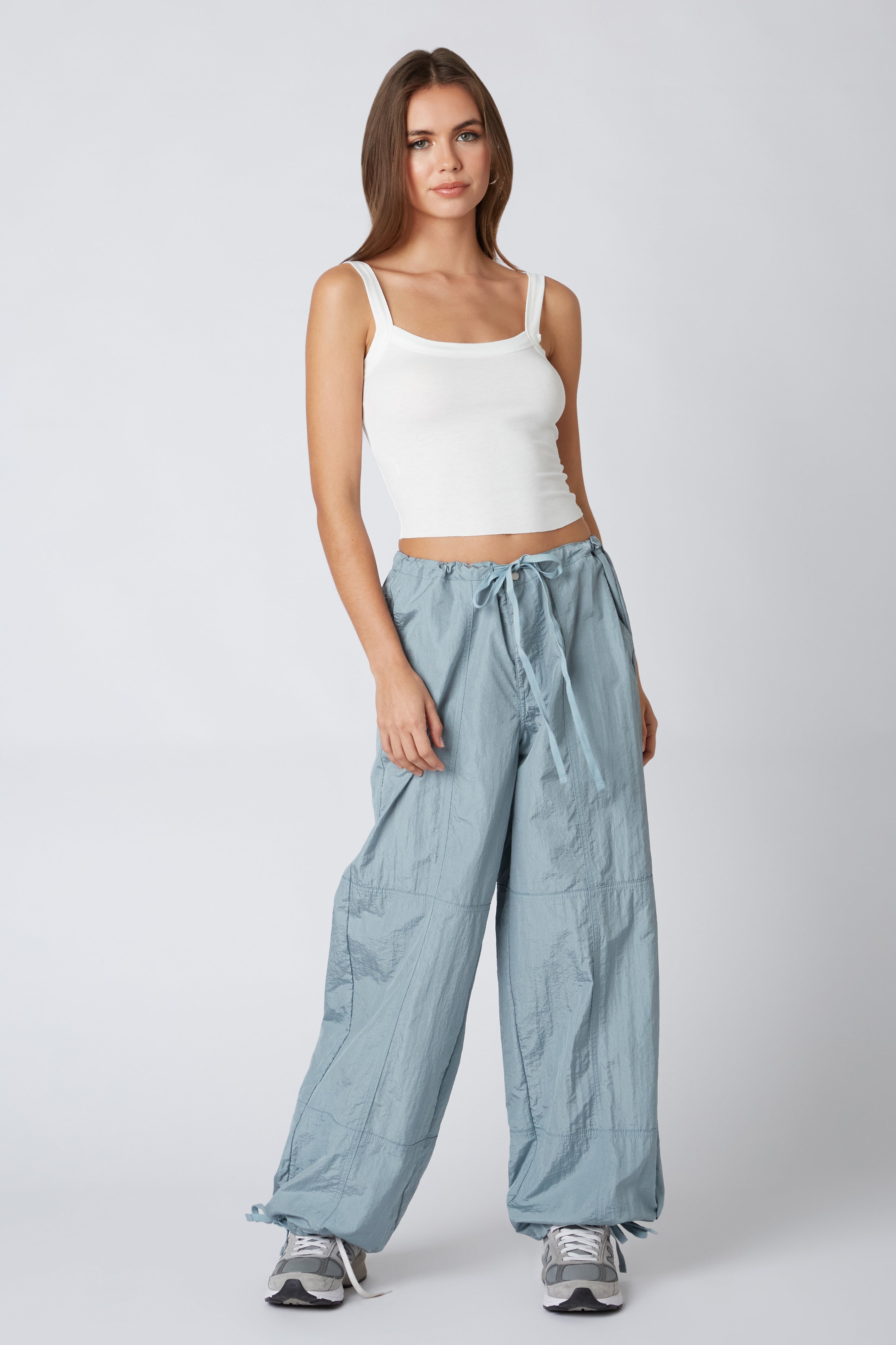 Crinkle Parachute Pant in Steel Front
