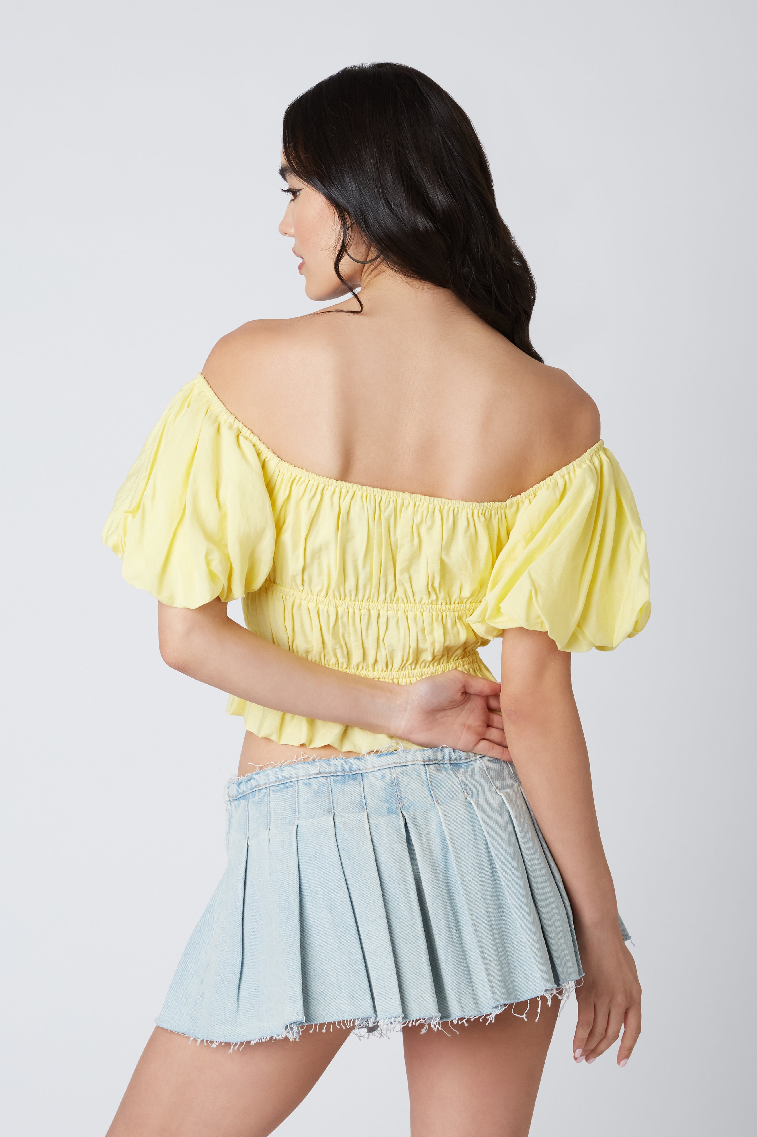 Smocked Puff Sleeve Top in Banana Back